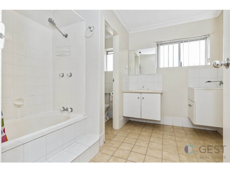 8/26 SALCOTT ROAD, Girrawheen WA 6064