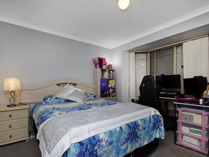 9 HUDLESTON RISE, Alexander Heights WA 6064