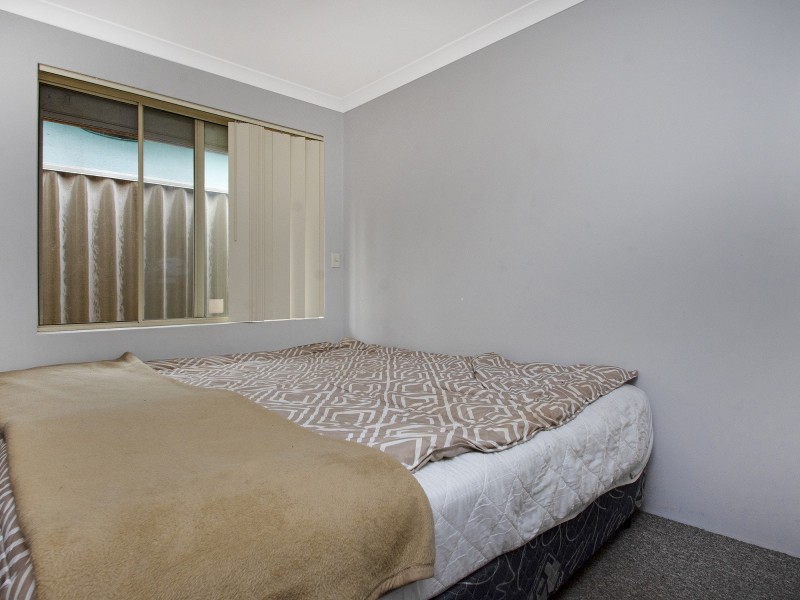 9 HUDLESTON RISE, Alexander Heights WA 6064