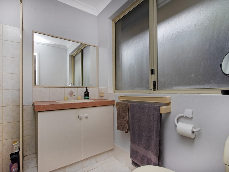 9 HUDLESTON RISE, Alexander Heights WA 6064