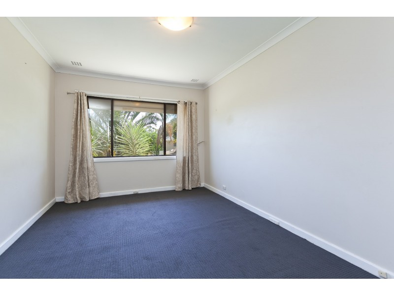 37 POINTER WAY, Girrawheen WA 6064