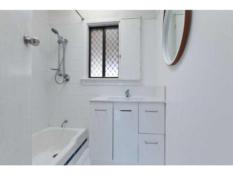 37 POINTER WAY, Girrawheen WA 6064