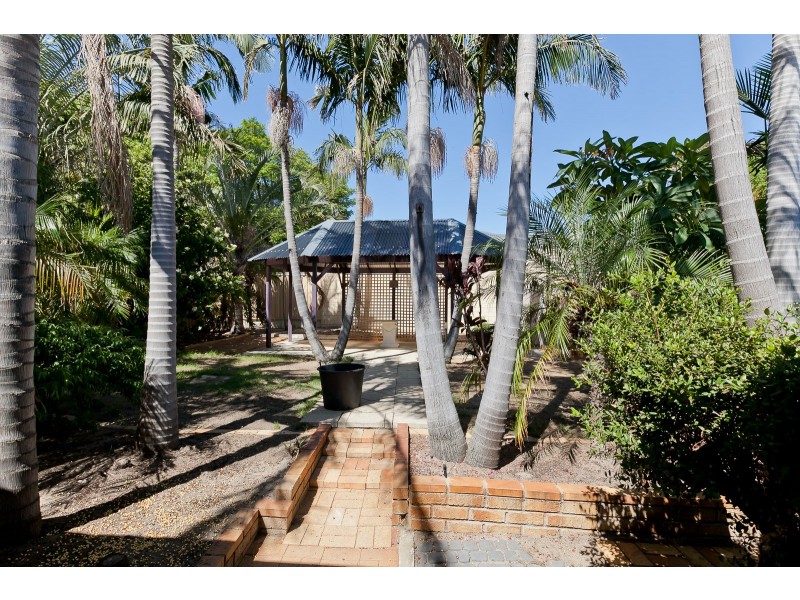 37 POINTER WAY, Girrawheen WA 6064