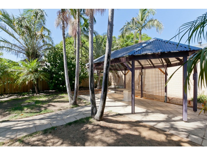 37 POINTER WAY, Girrawheen WA 6064