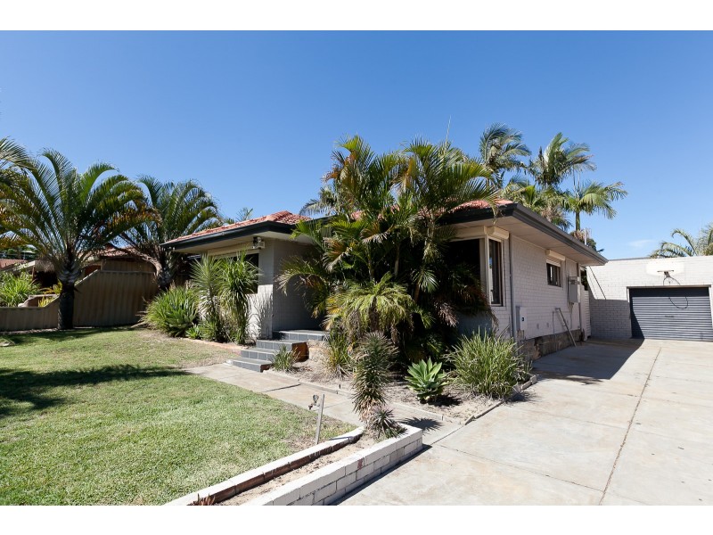 37 POINTER WAY, Girrawheen WA 6064