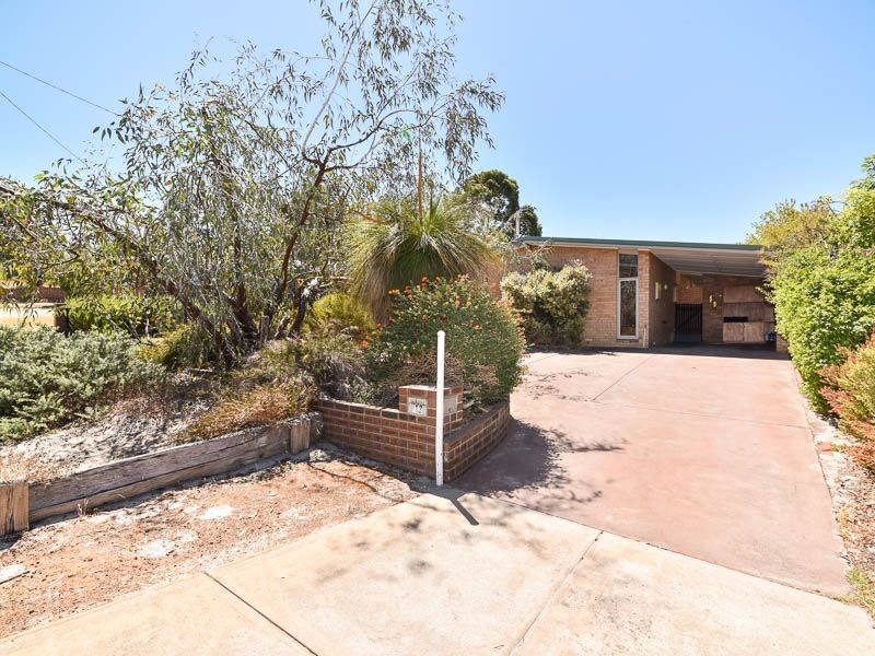 13 SANDERSON STREET, Embleton WA 6062