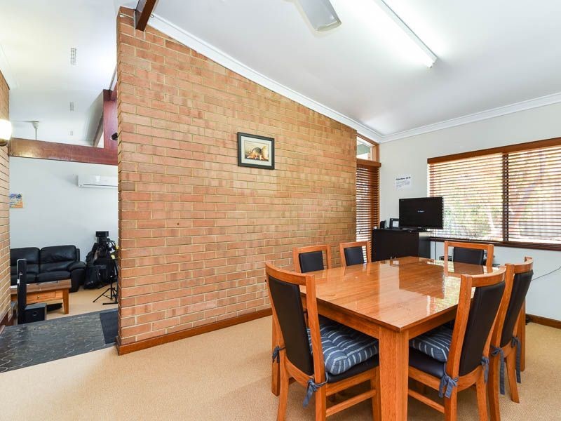 13 SANDERSON STREET, Embleton WA 6062