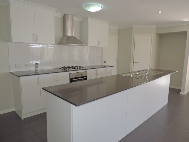 69 COTTESLOE CRESCENT, Secret Harbour WA 6173