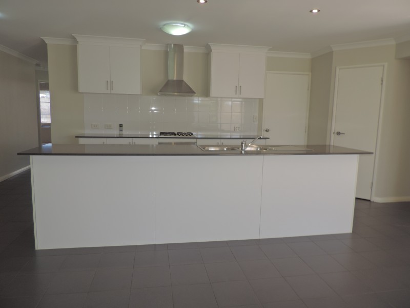 69 COTTESLOE CRESCENT, Secret Harbour WA 6173