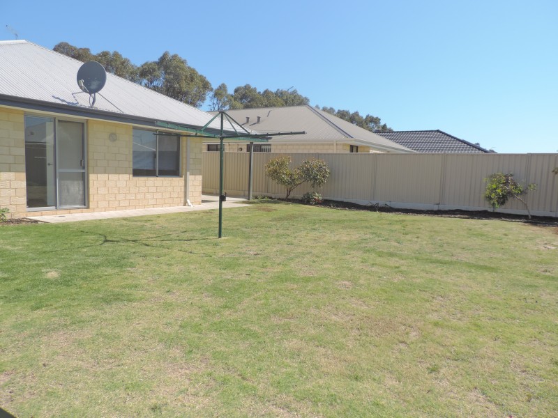 69 COTTESLOE CRESCENT, Secret Harbour WA 6173