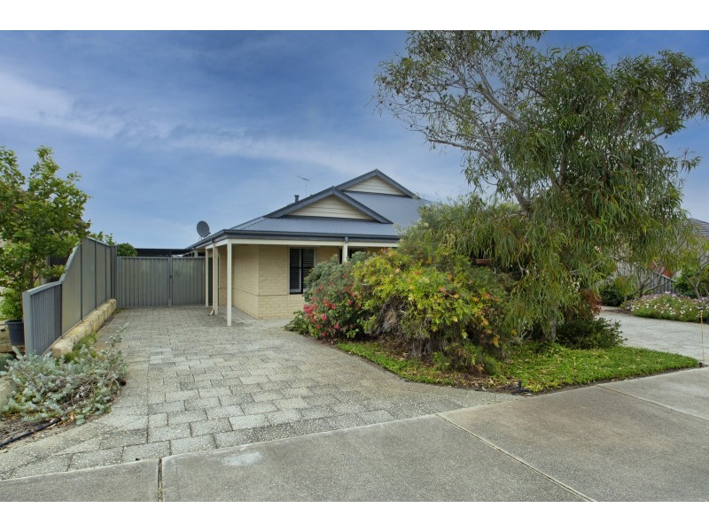 10 EVINGTON PASS, Landsdale WA 6065