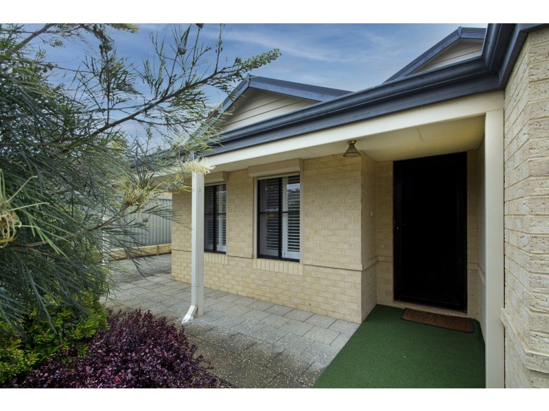 10 EVINGTON PASS, Landsdale WA 6065