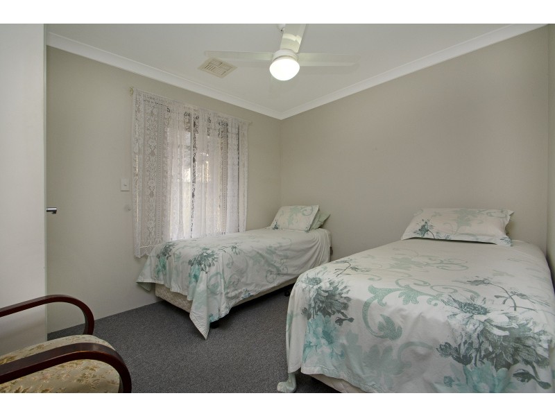 10 EVINGTON PASS, Landsdale WA 6065