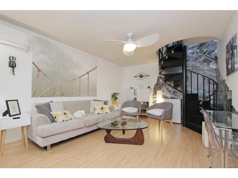 5/246 Flinders Street, Yokine WA 6060