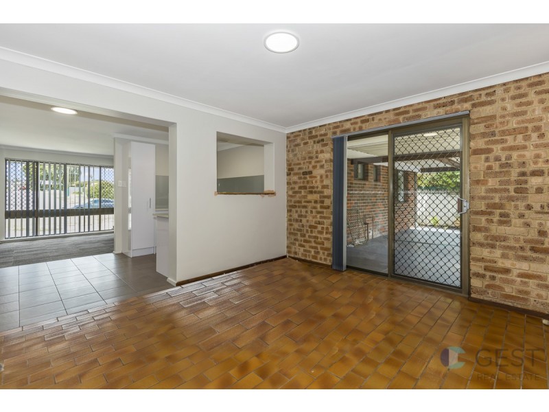 27 CLOVER SQUARE, Girrawheen WA 6064