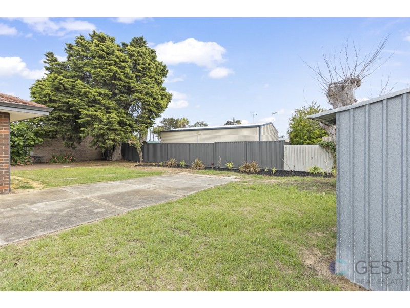 27 CLOVER SQUARE, Girrawheen WA 6064