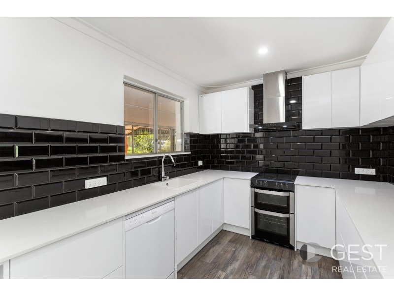 1075 STONEVILLE ROAD, Mundaring WA 6073