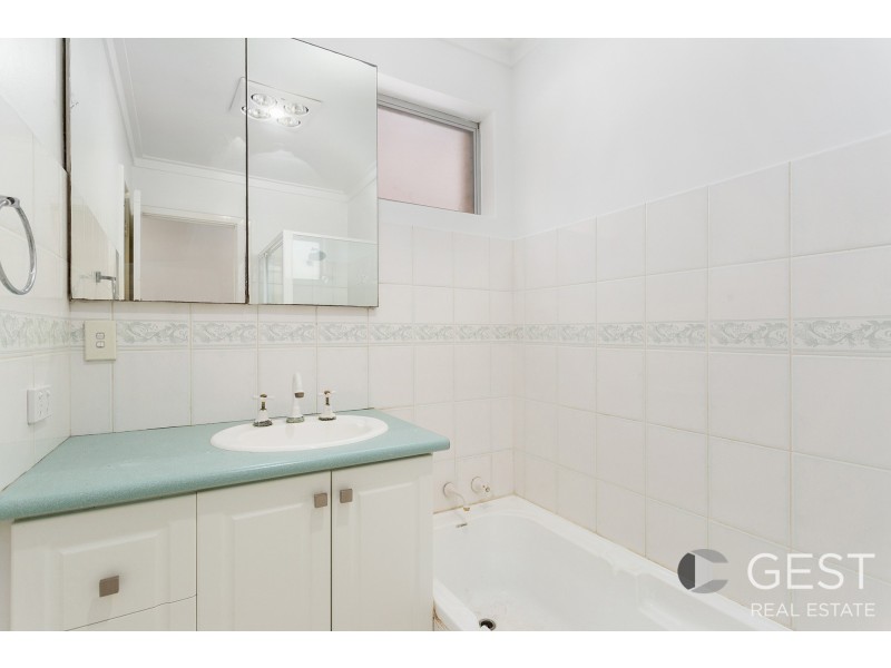 1075 STONEVILLE ROAD, Mundaring WA 6073