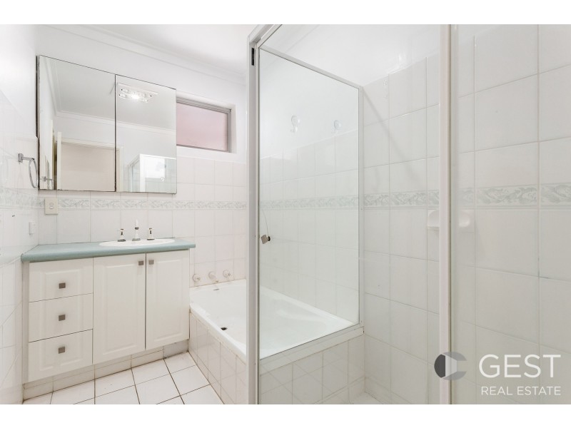 1075 STONEVILLE ROAD, Mundaring WA 6073