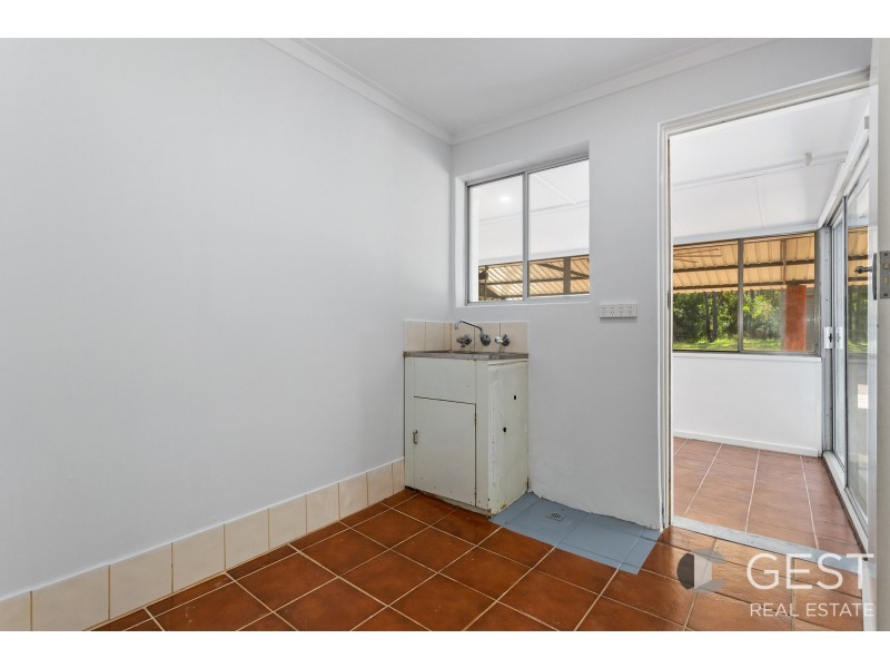 1075 STONEVILLE ROAD, Mundaring WA 6073