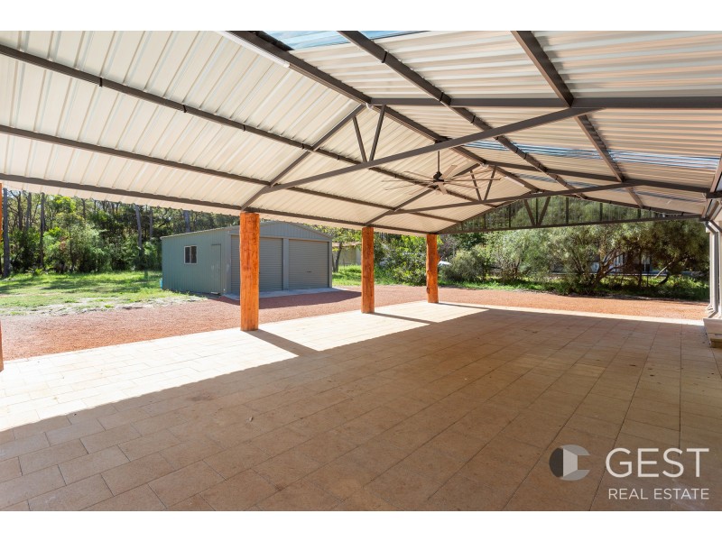 1075 STONEVILLE ROAD, Mundaring WA 6073