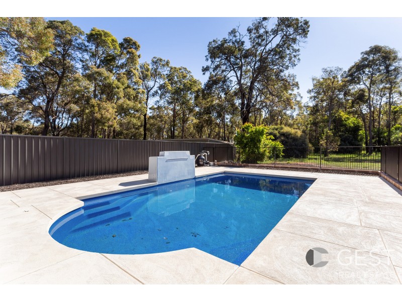1075 STONEVILLE ROAD, Mundaring WA 6073