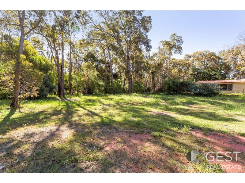 1075 STONEVILLE ROAD, Mundaring WA 6073