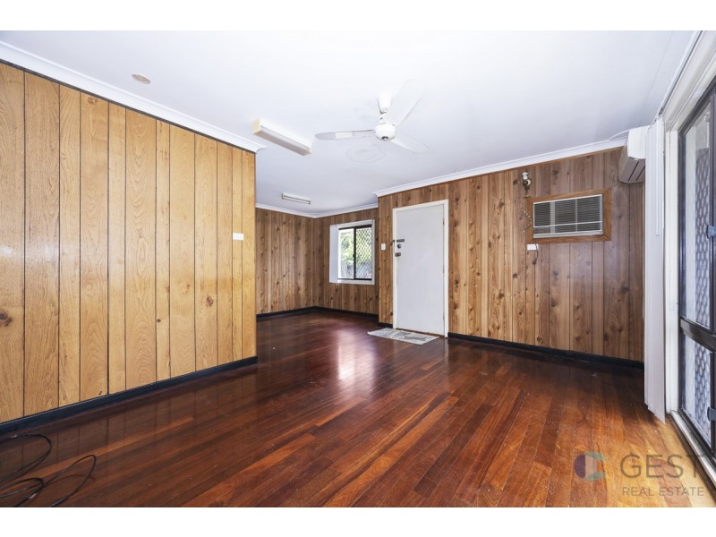 9 ROCHFORD WAY, Girrawheen WA 6064