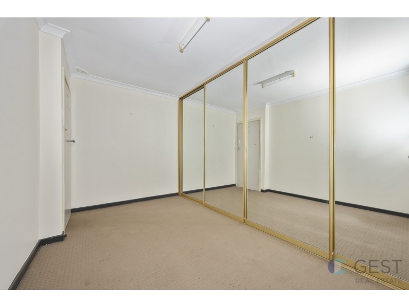 9 ROCHFORD WAY, Girrawheen WA 6064