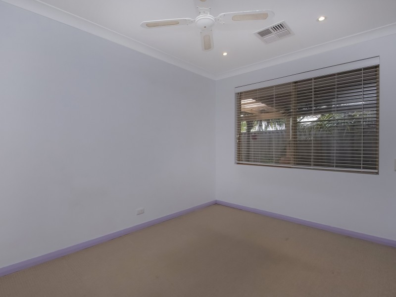 5 ZEIL COURT, Alexander Heights WA 6064