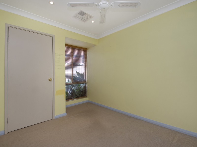 5 ZEIL COURT, Alexander Heights WA 6064