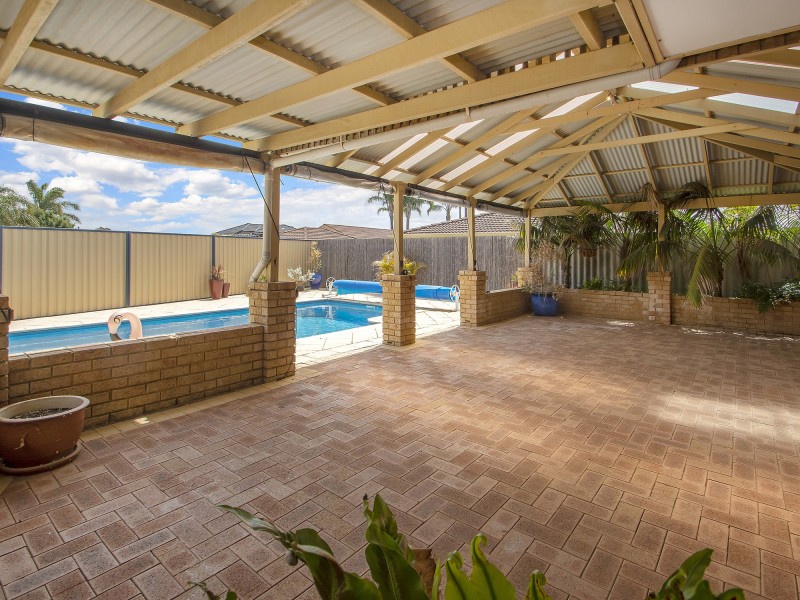 5 ZEIL COURT, Alexander Heights WA 6064