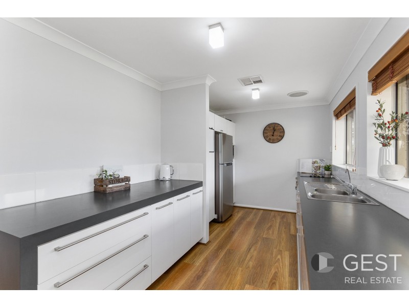 31 Salisbury Road, Midvale WA 6056