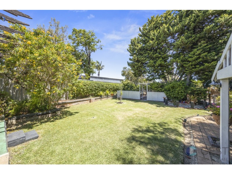 2 NORWOOD ROAD, Rivervale WA 6103