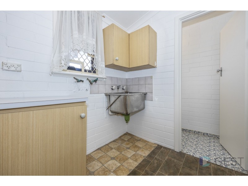 6 WILLIAMSON AVENUE, Belmont WA 6104