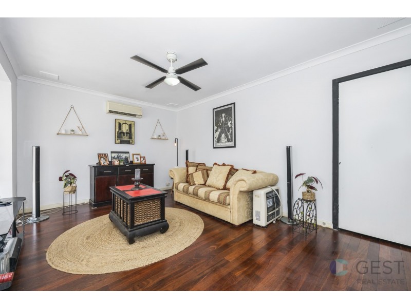 6 BRECKNOCK WAY, Girrawheen WA 6064
