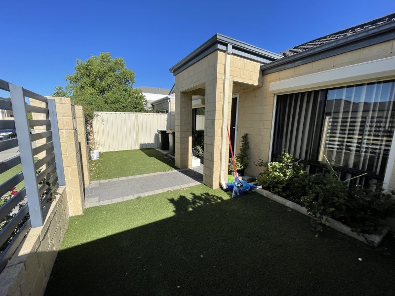 25 ATHENNY WAY, Darch WA 6065