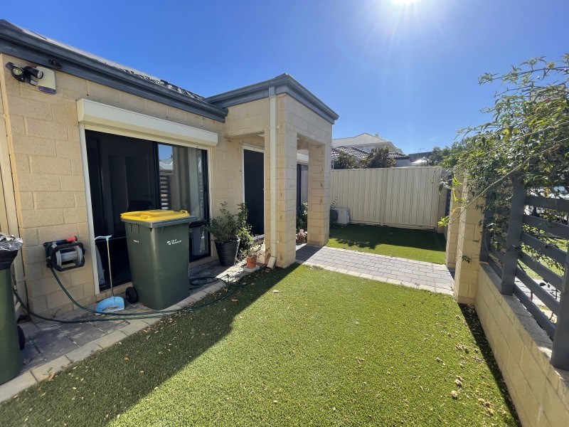 25 ATHENNY WAY, Darch WA 6065