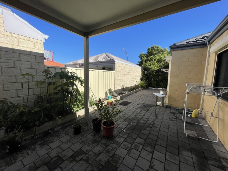 25 ATHENNY WAY, Darch WA 6065