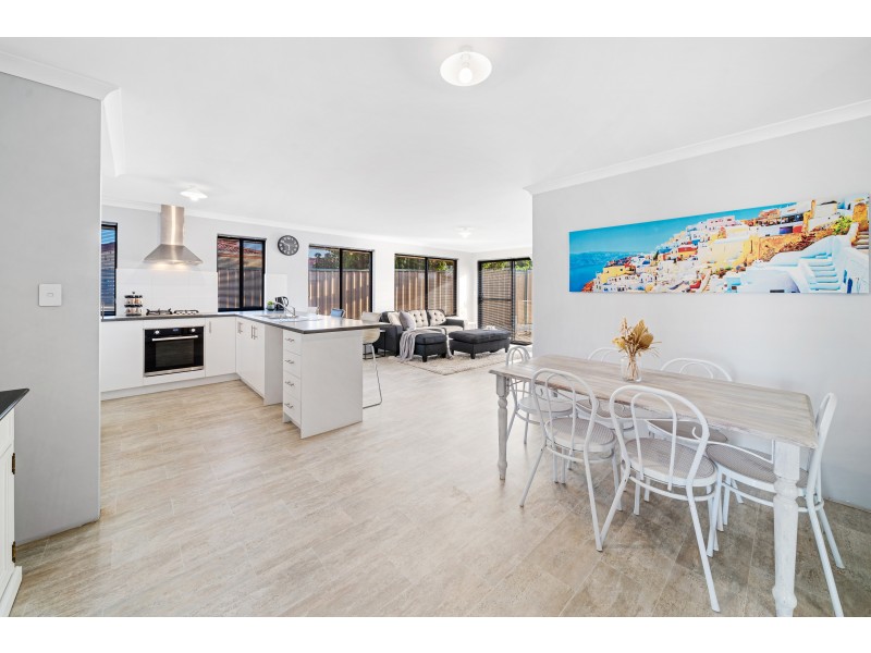 6B CYGNET COURT, High Wycombe WA 6057