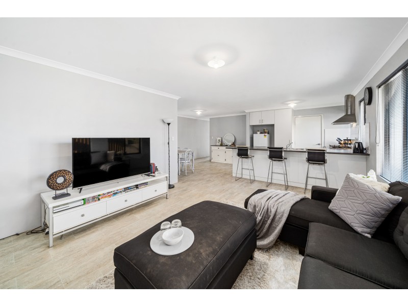 6B CYGNET COURT, High Wycombe WA 6057