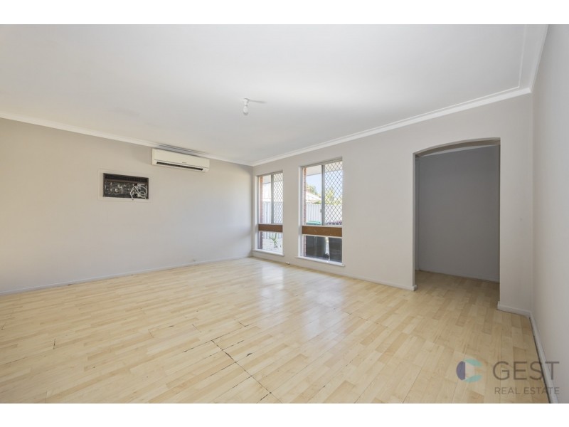 59B CLOVER SQUARE, Girrawheen WA 6064