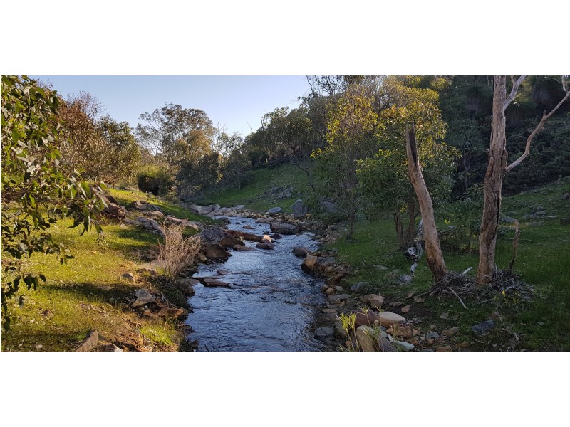 108 CONNEMARA DRIVE, Brigadoon WA 6069