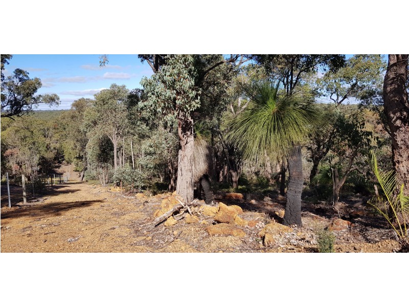 108 CONNEMARA DRIVE, Brigadoon WA 6069