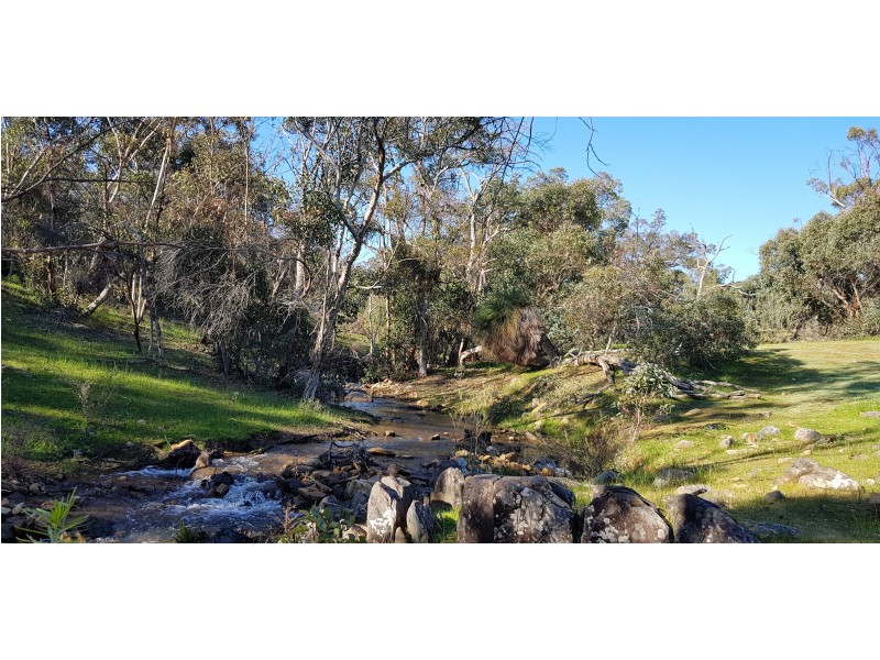 108 CONNEMARA DRIVE, Brigadoon WA 6069