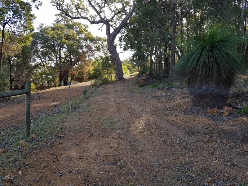 108 CONNEMARA DRIVE, Brigadoon WA 6069