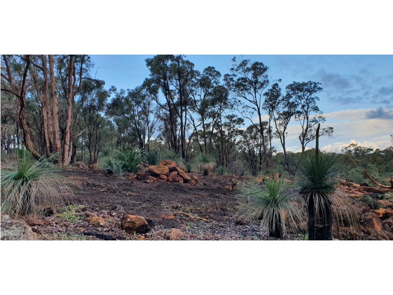 108 CONNEMARA DRIVE, Brigadoon WA 6069