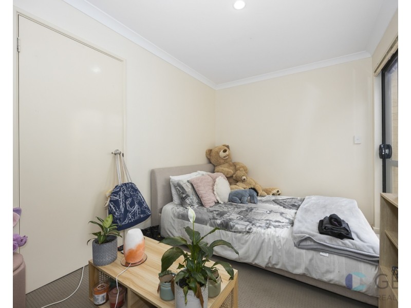 42 MUSSELBROOK TRAIL, Ellenbrook WA 6069