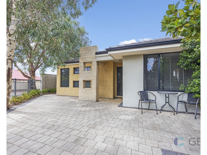 42 MUSSELBROOK TRAIL, Ellenbrook WA 6069