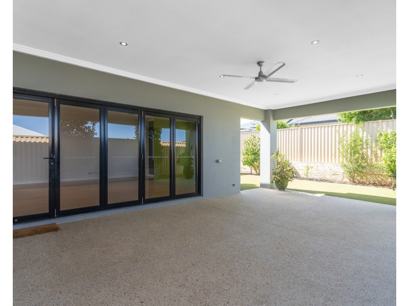 143 NICHOLAS ROAD, Hocking WA 6065